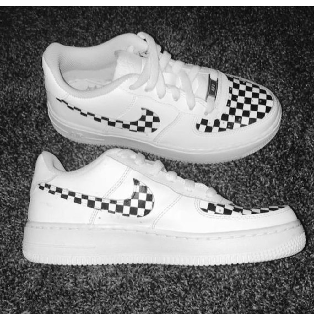 Custom Nike Air Force 1 - Picture 2 of 4